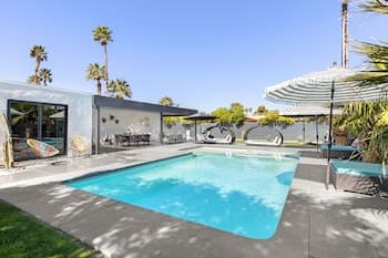 The Llama House by Avantstay Featured on Hgtv, Resort Style, Pool & Spa! Permit#4277