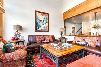 K B M Resorts: Pac-2410, Hot Tub, Mountain Views, Wood Fireplace!