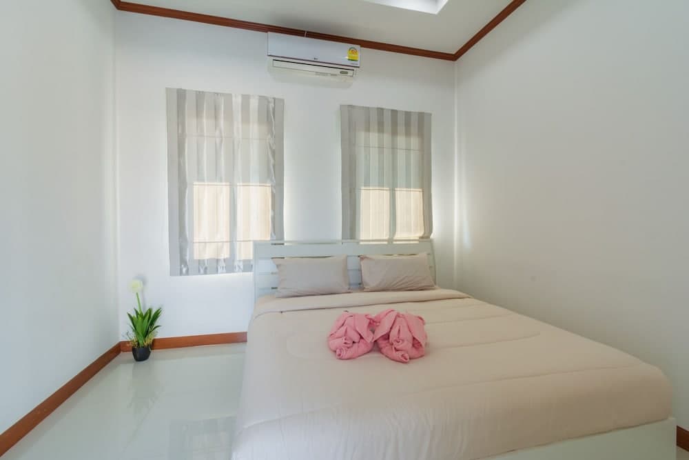 Private 4 Bedroom Pool Villa NB6