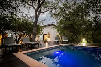 Gem in the bush lodge