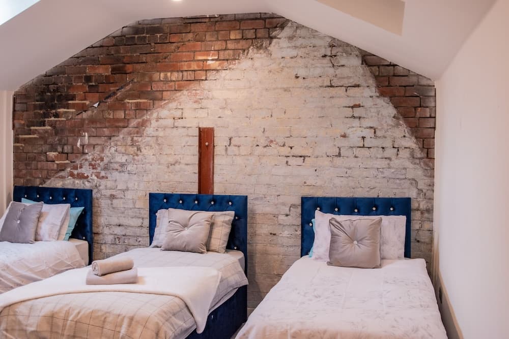 BV Conditioning House Royal Comfy Suite Bradford