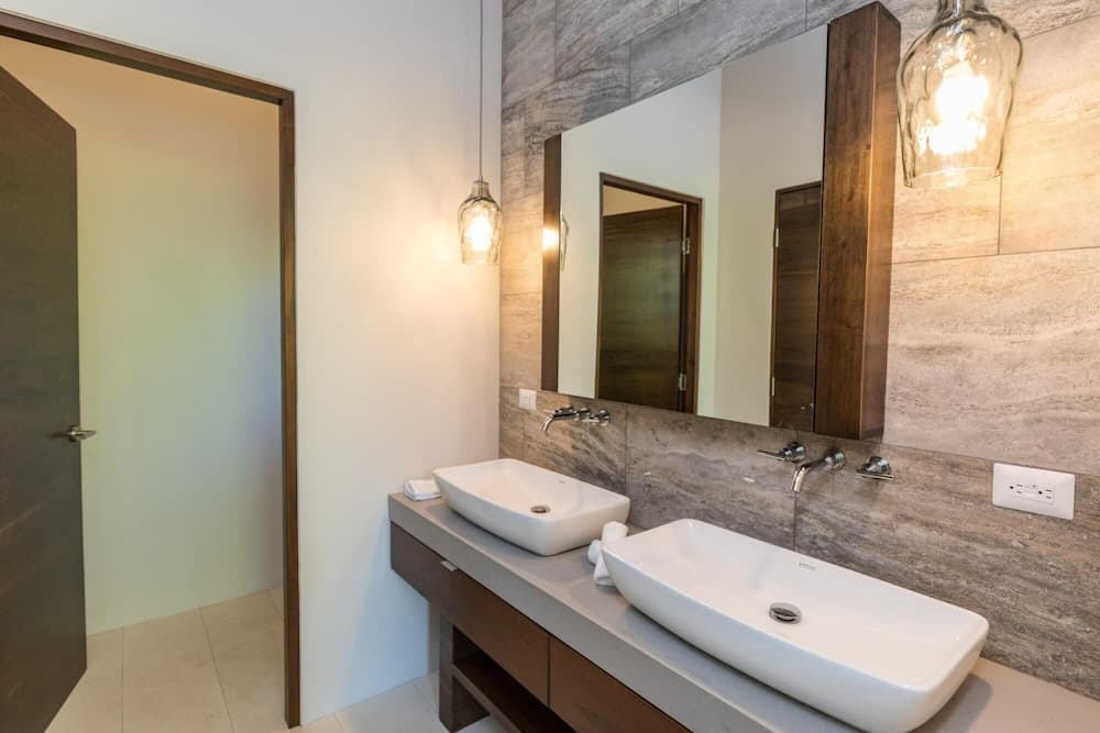 Resol Luxury Oceanview Villa in Costa Rica