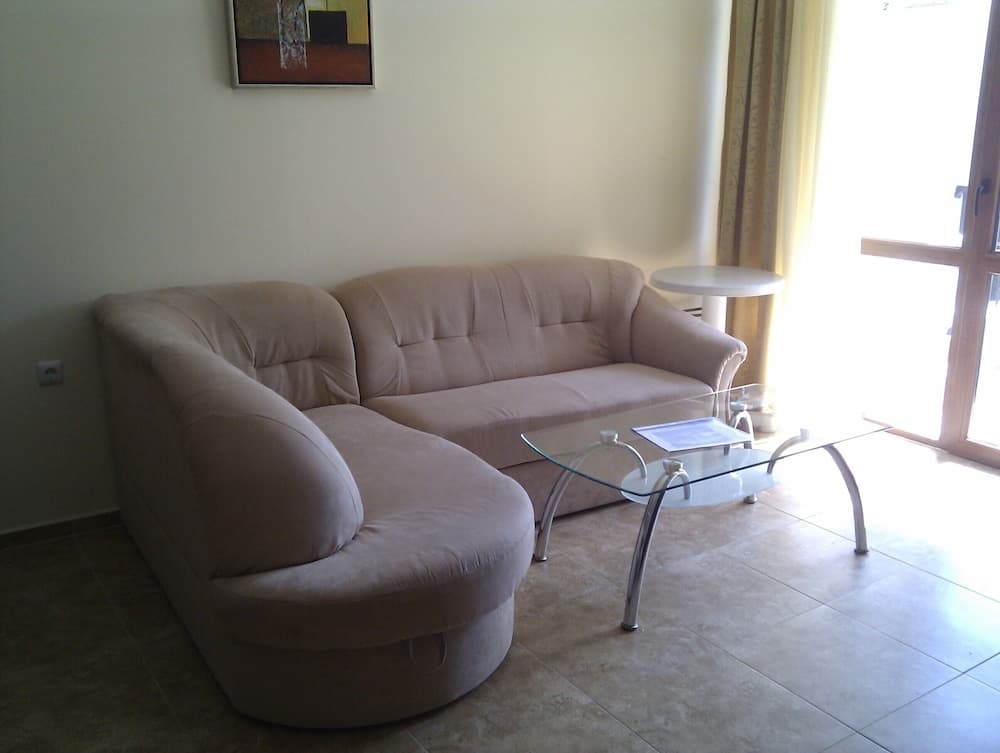 Stunning Apartment With Pool in Ravda, Bulgaria