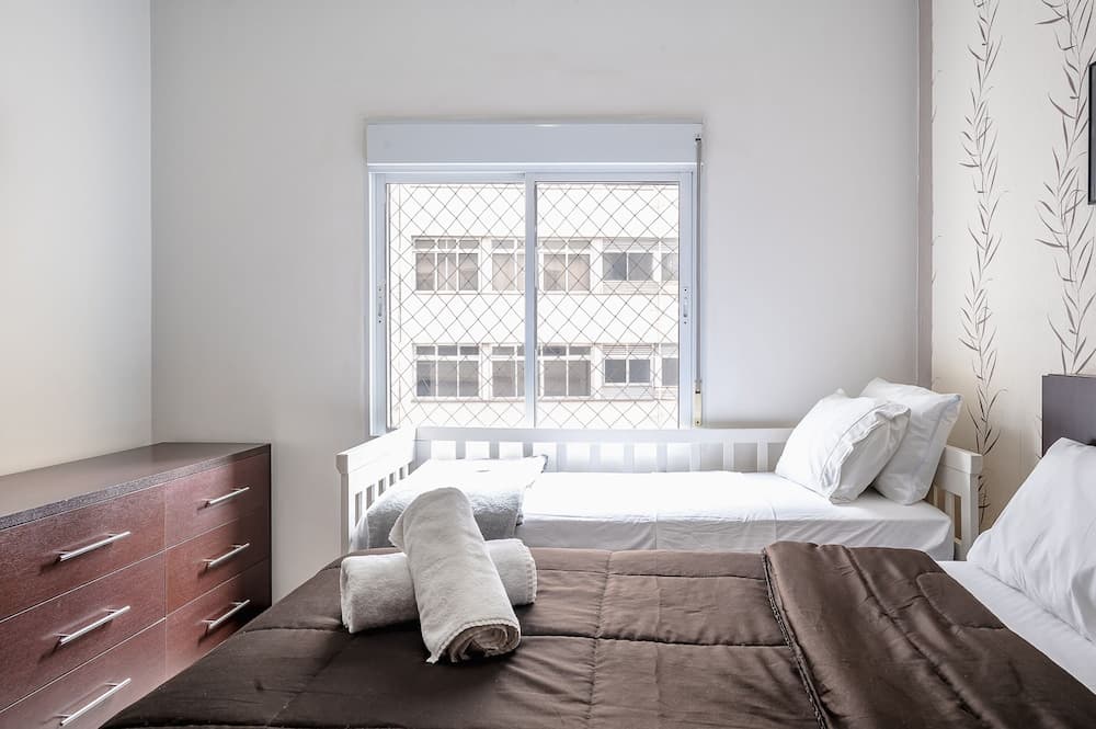 Ape tamanho família com garagem