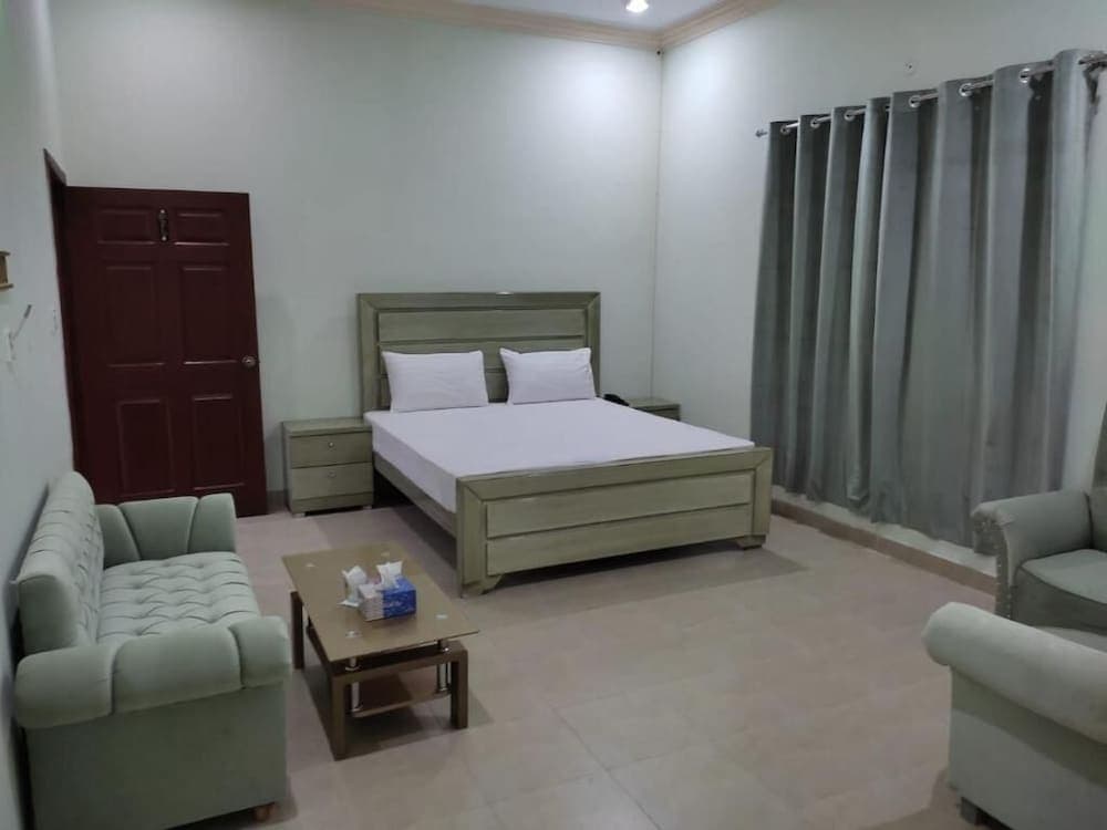 Hotel Taj Palace Multan