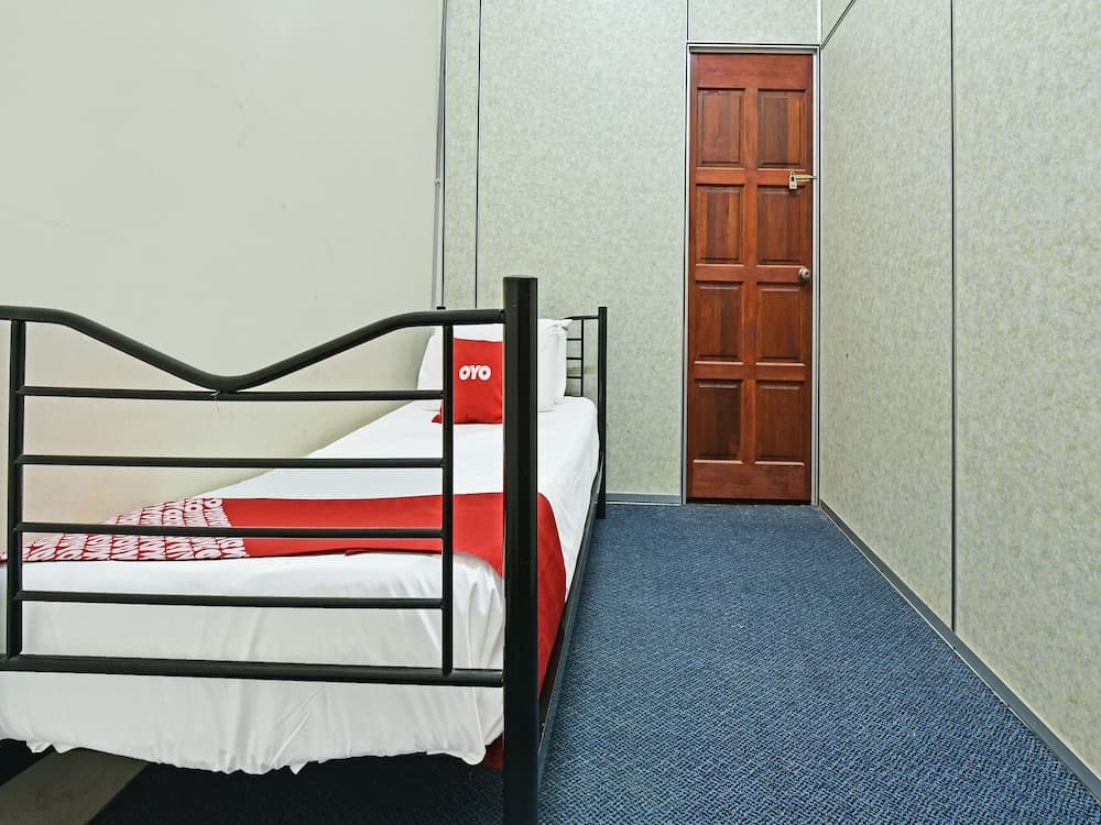 OYO 90593 Hotel Bajet Gaya Warisan