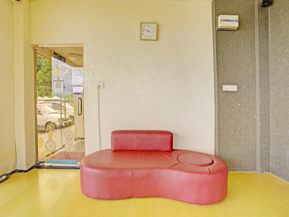 OYO 90597 Delightful Holiday Inn