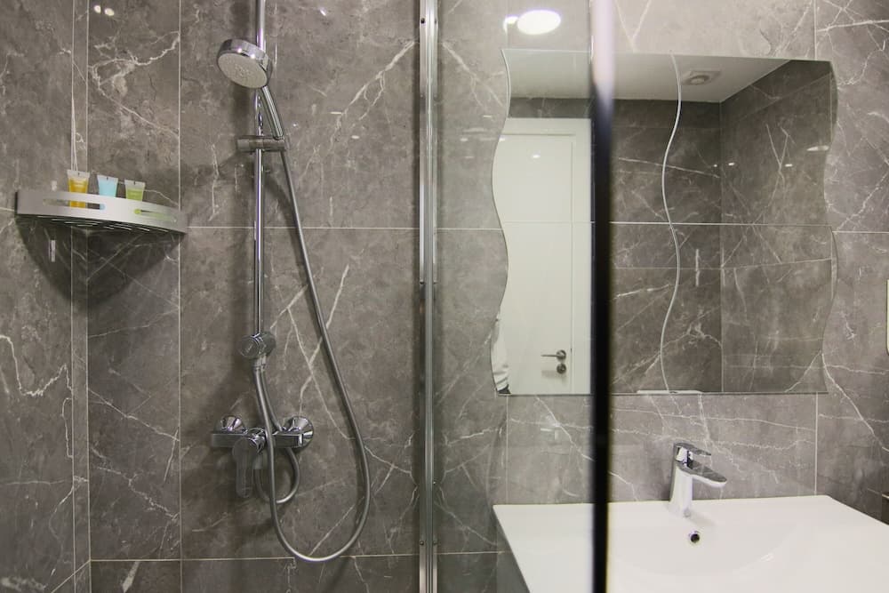 Phaedrus Living Luxury Suite Nicosia 505