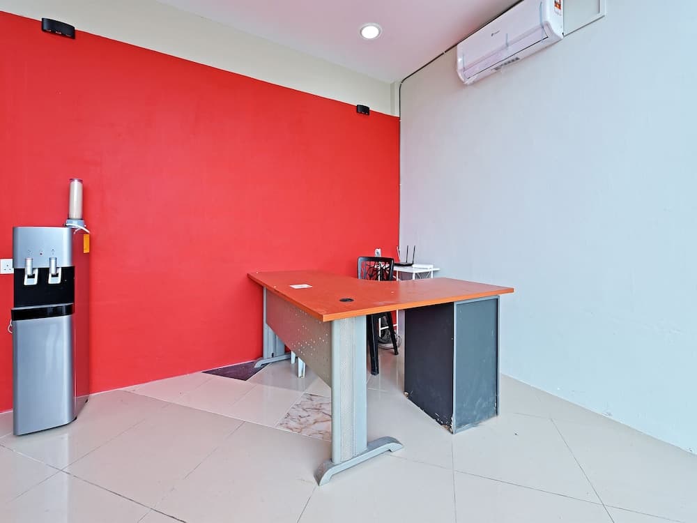 OYO 90594 Hotel Casalink