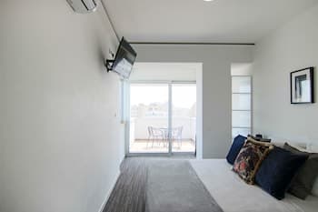 Phaedrus Living Luxury Suite Nicosia 509