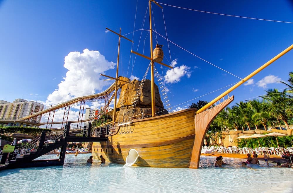 DiRoma Fiori com um dia no Acqua park