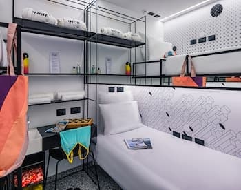 WOM Beach Pod Hotel - a member of Brown Hotels