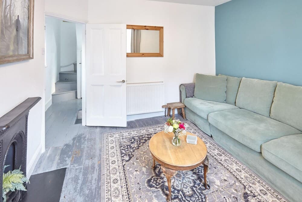 Host Stay Albion Cottage