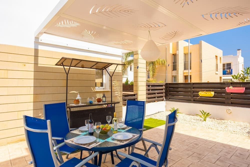 Villa Vitamin Blue in Pernera