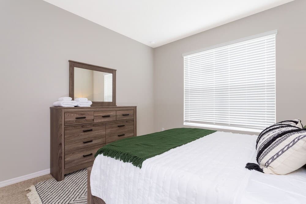 7877 Solterra Resort 6Bd 12G 130610