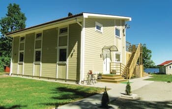 Stunning Home in Bolmsö With 2 Bedrooms and Wifi