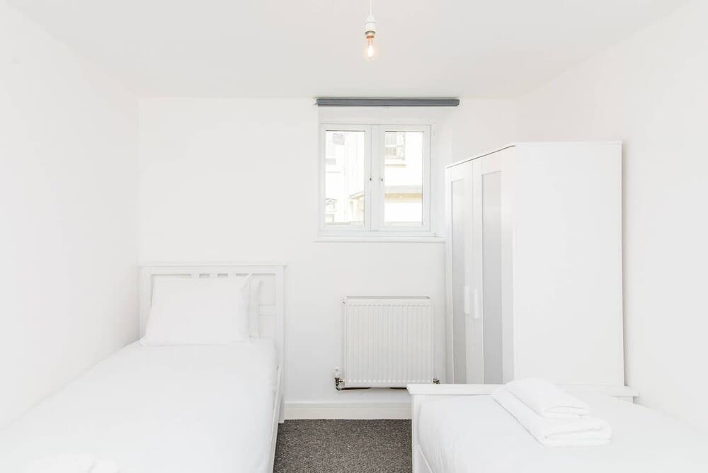 Short Stay Bristol - Freeland Rear House