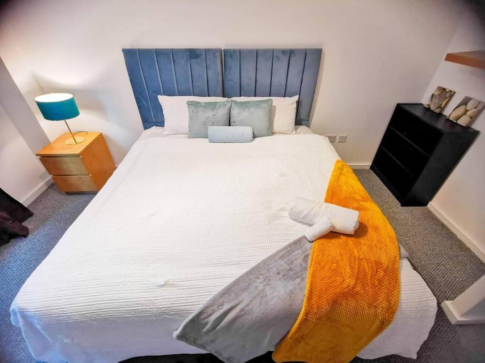 2-bed Apartment Near City Centre