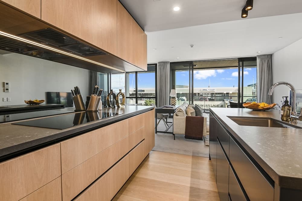 Chic contemporary in Wynyard Quarter