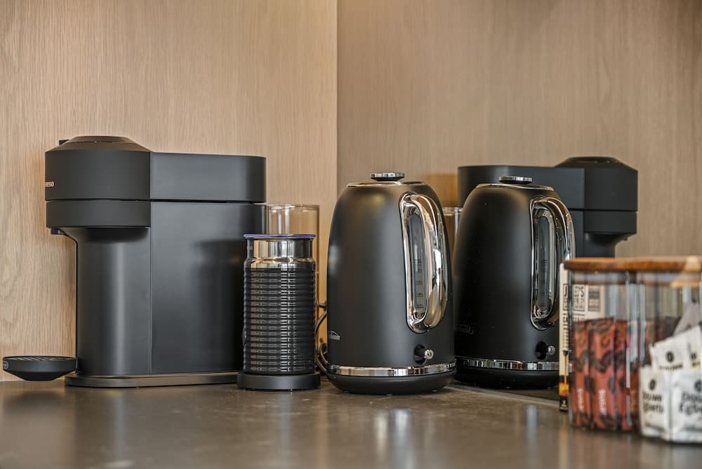 Chic contemporary in Wynyard Quarter