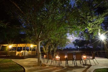 Senalala Safari Lodge