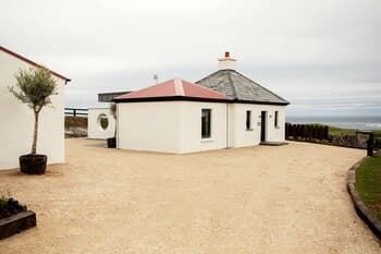 Gate Lodge@white Strand