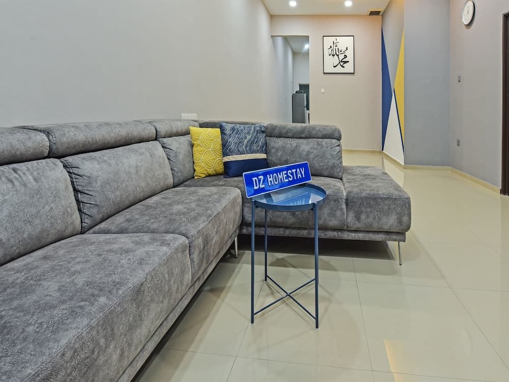 OYO Home 90584 Dz Homestay Bukit