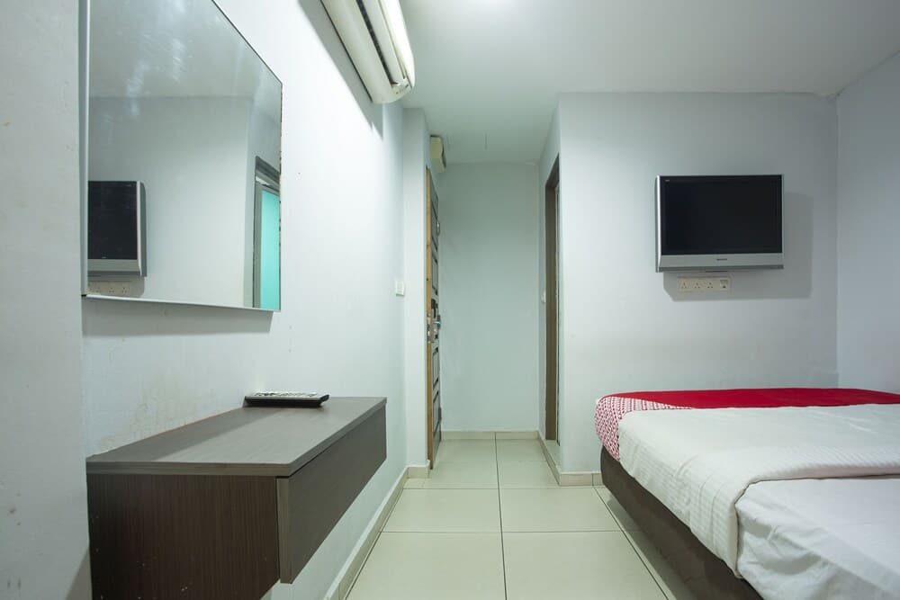 OYO 90624 Thank Q Inn 4