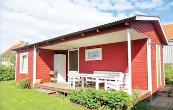 Amazing Home in Färjestaden With 1 Bedrooms