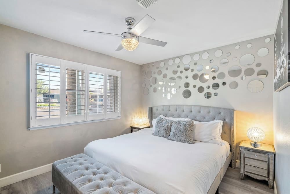 Highly Upgraded 4bd2bath Home With Private Pool