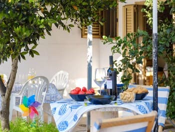 Local Bi Profumo Di Mare 30 Meters From The Sea