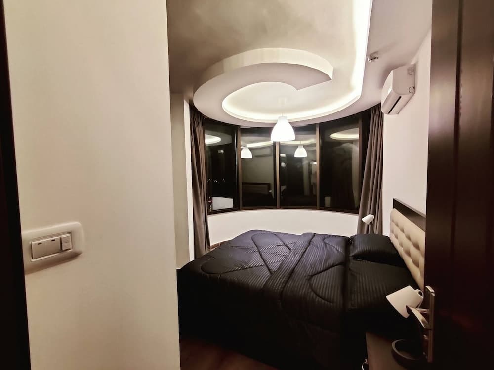 28 1- Lovely Apartment Close to all Services