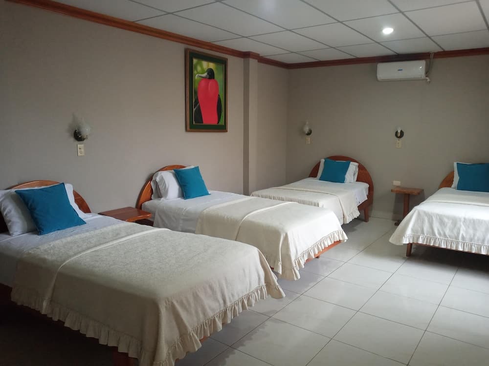 Hotel Palm Garden Galapagos