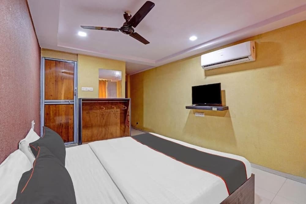 Hotel Mayura Ankleshwar