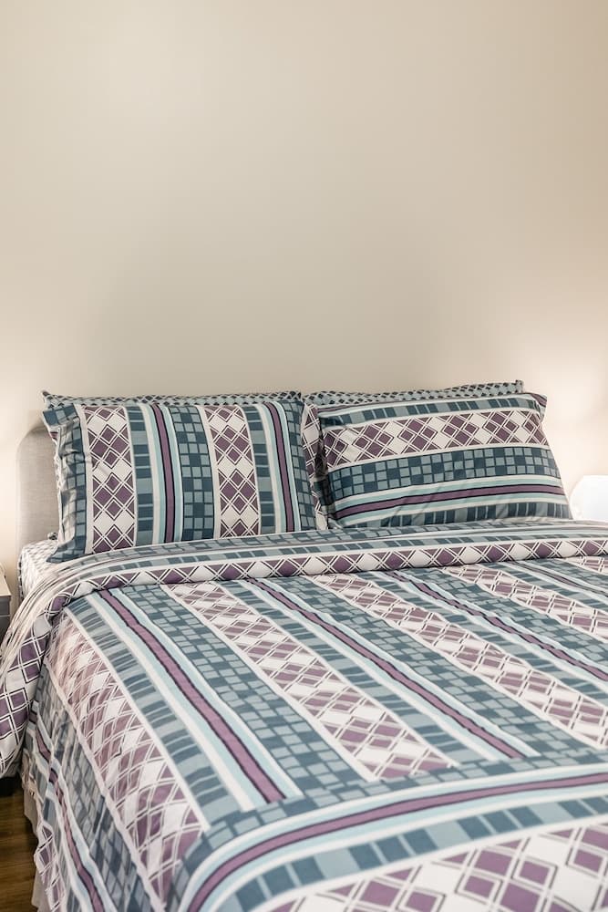 Marvelous Mississauga Family Basement