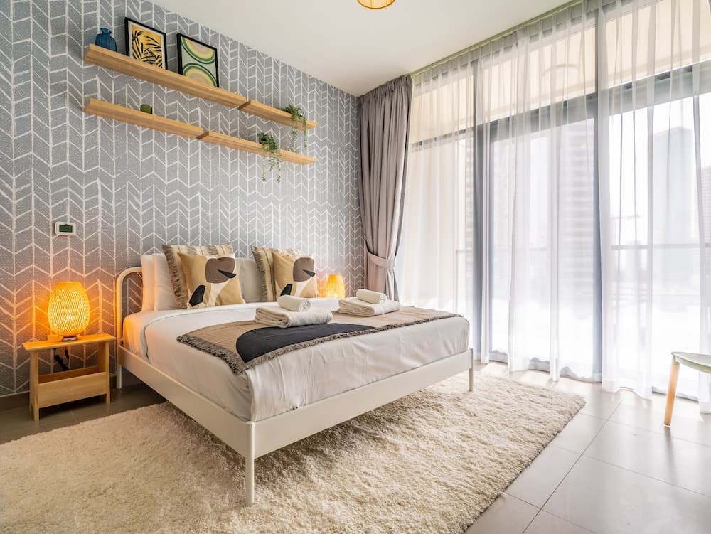 Monty - Bohemian Treasure 1BR, 5-min to Dubai Mall