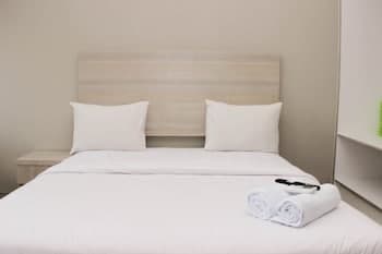 Nice Studio At Gateway Park Lrt City Bekasi Apartment