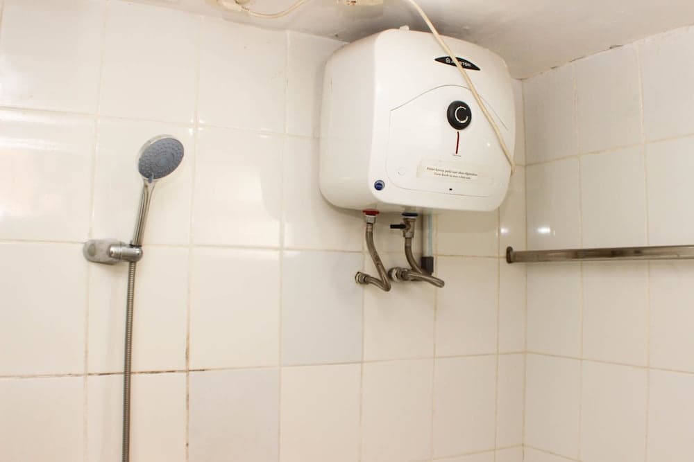 Great Location And Simply Studio Room At Bassura City Apartment