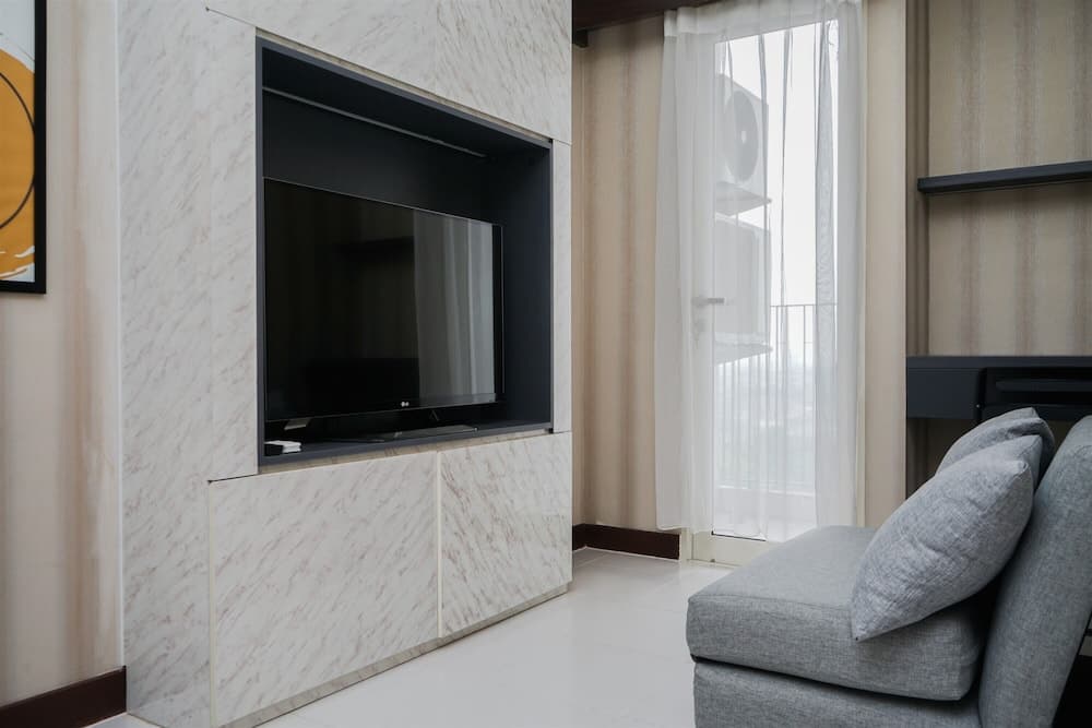 Cozy Design 1Br Apartment At Scientia Residence
