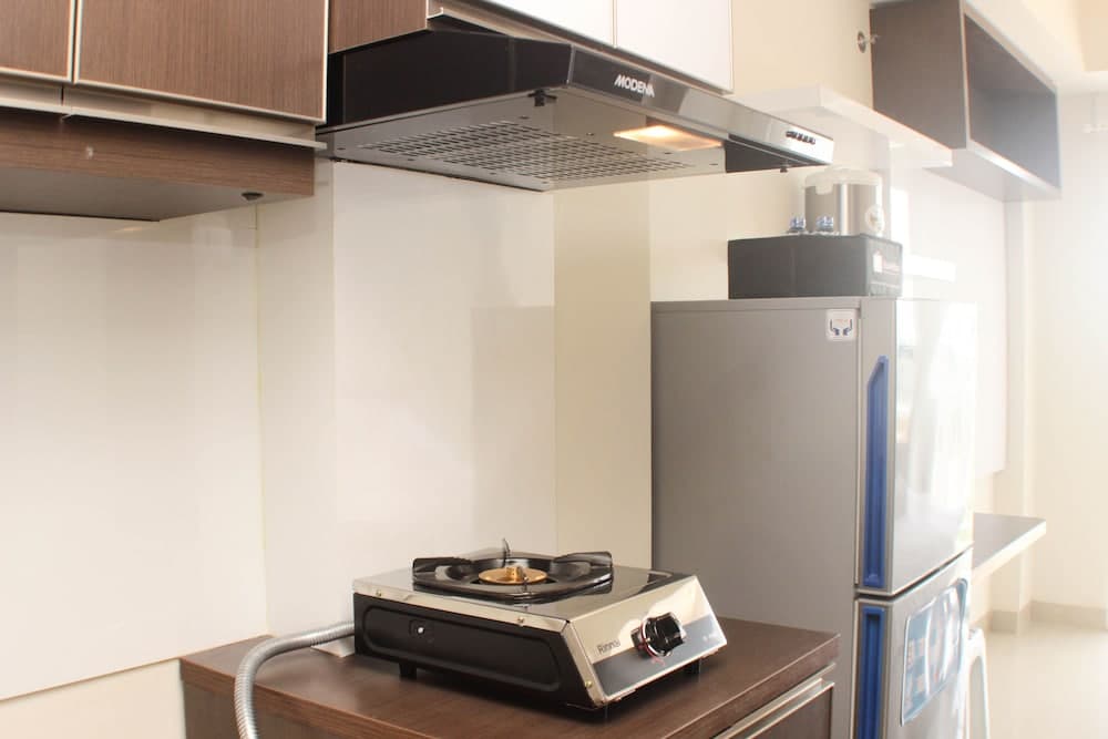 Nice And Elegant Studio Apartment At Mustika Golf Residence