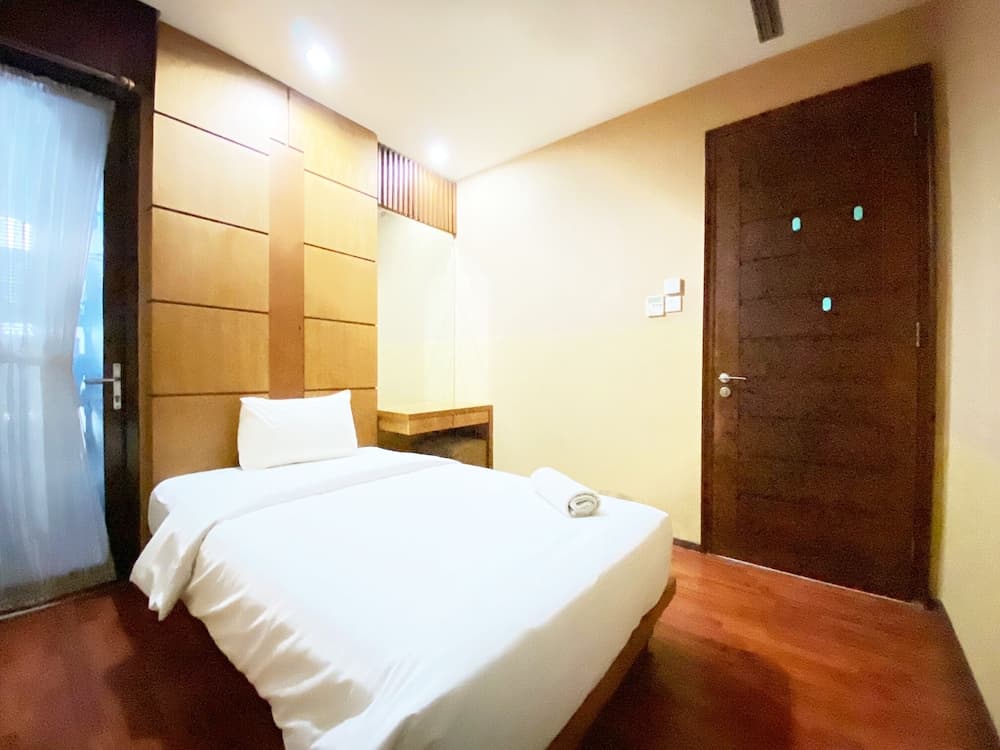 Spacious 2Br At Dago Butik Apartment