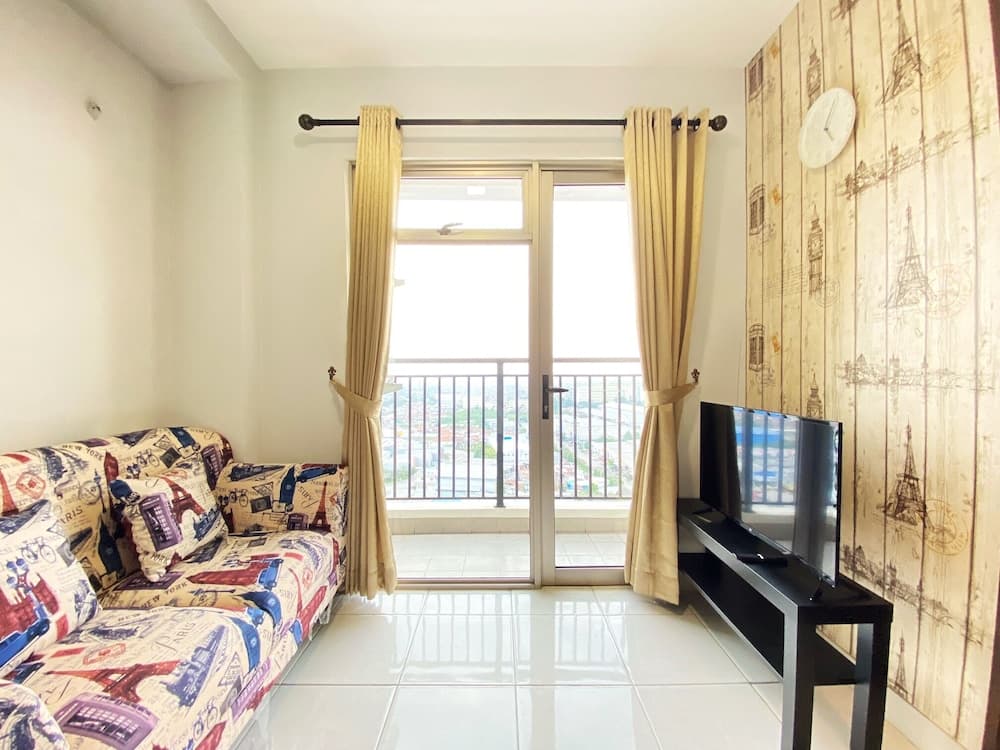 Fancy And Nice 2Br Mekarwangi Square Cibaduyut Apartment