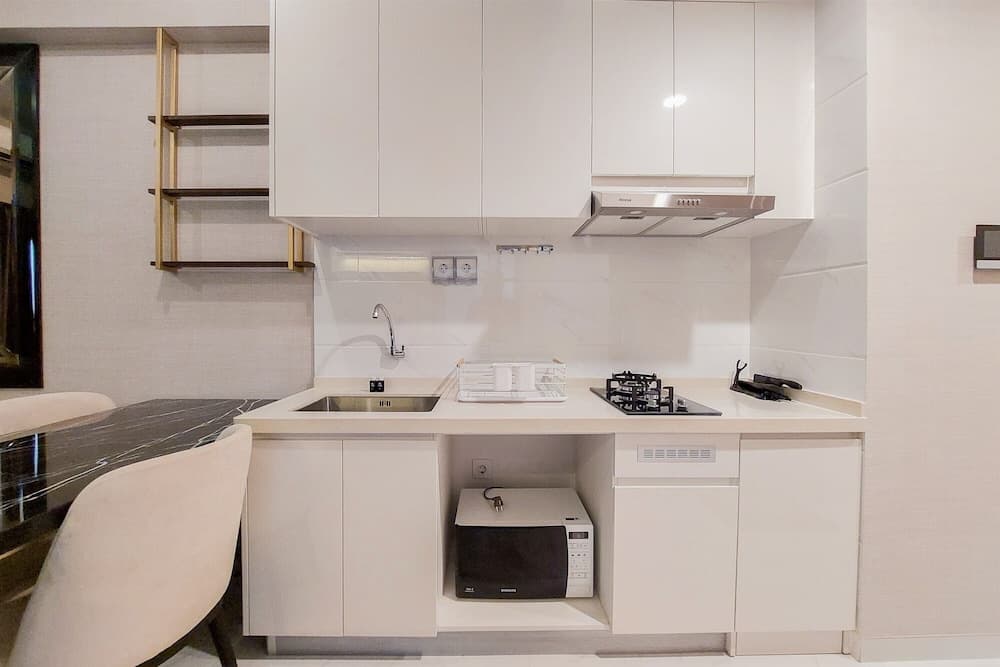 Scenic And Restful 2Br Sky House Bsd Apartment