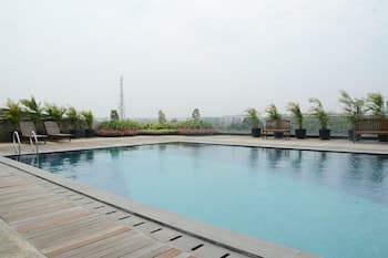 Comfort 2Br At Tree Park City Bsd Apartment