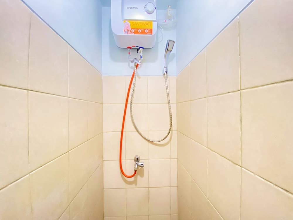 Cozy Studio Room At Tamansari Panoramic Apartment