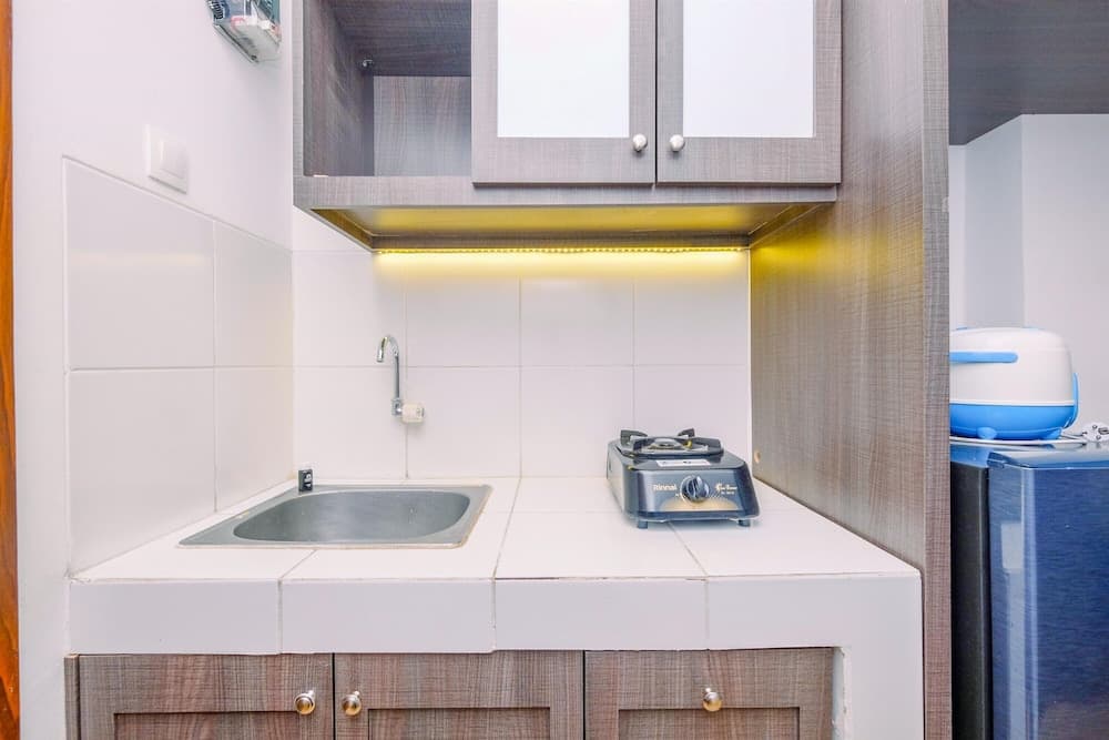 Restful And Tidy Studio At Gunung Putri Square Apartment