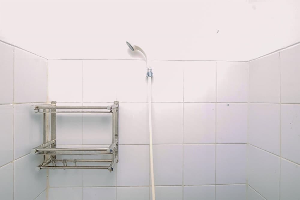 Relaxing And Tidy Studio Gunung Putri Square Apartment