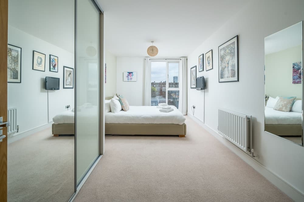 Altido Gorgeous 2-Bed Flat W/ Desk In Wandsworth