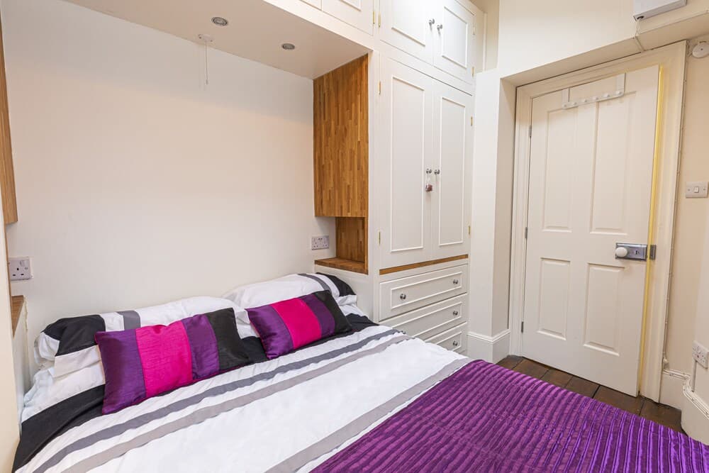 Altido Homely 2-Bed Flat W/ Private Courtyard In Bloomsbury