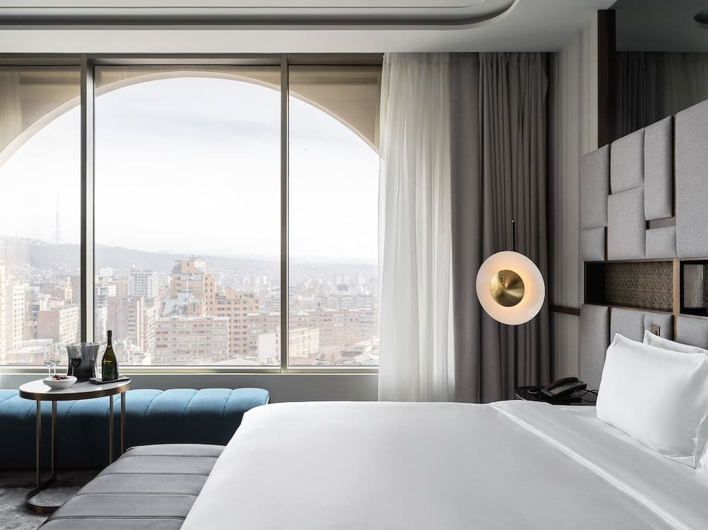 Seven Visions Resort and Places, the Dvin